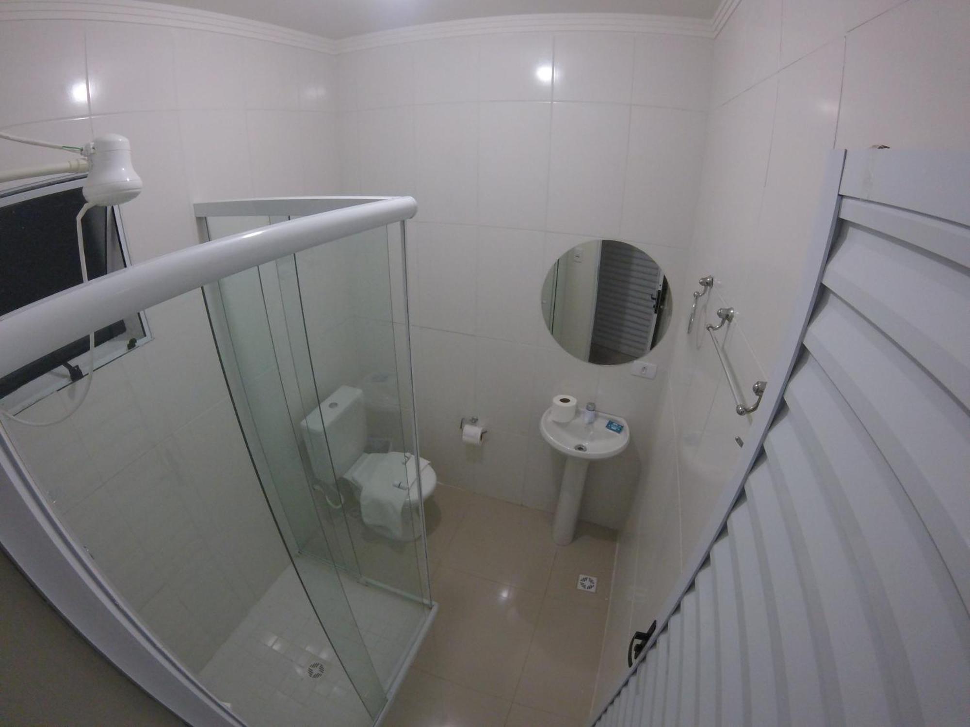 Pousada Praia Cia, Piscina, Centro, Estacionamento, Wifi, Saida Ate As 16H ベルチオガ 部屋 写真